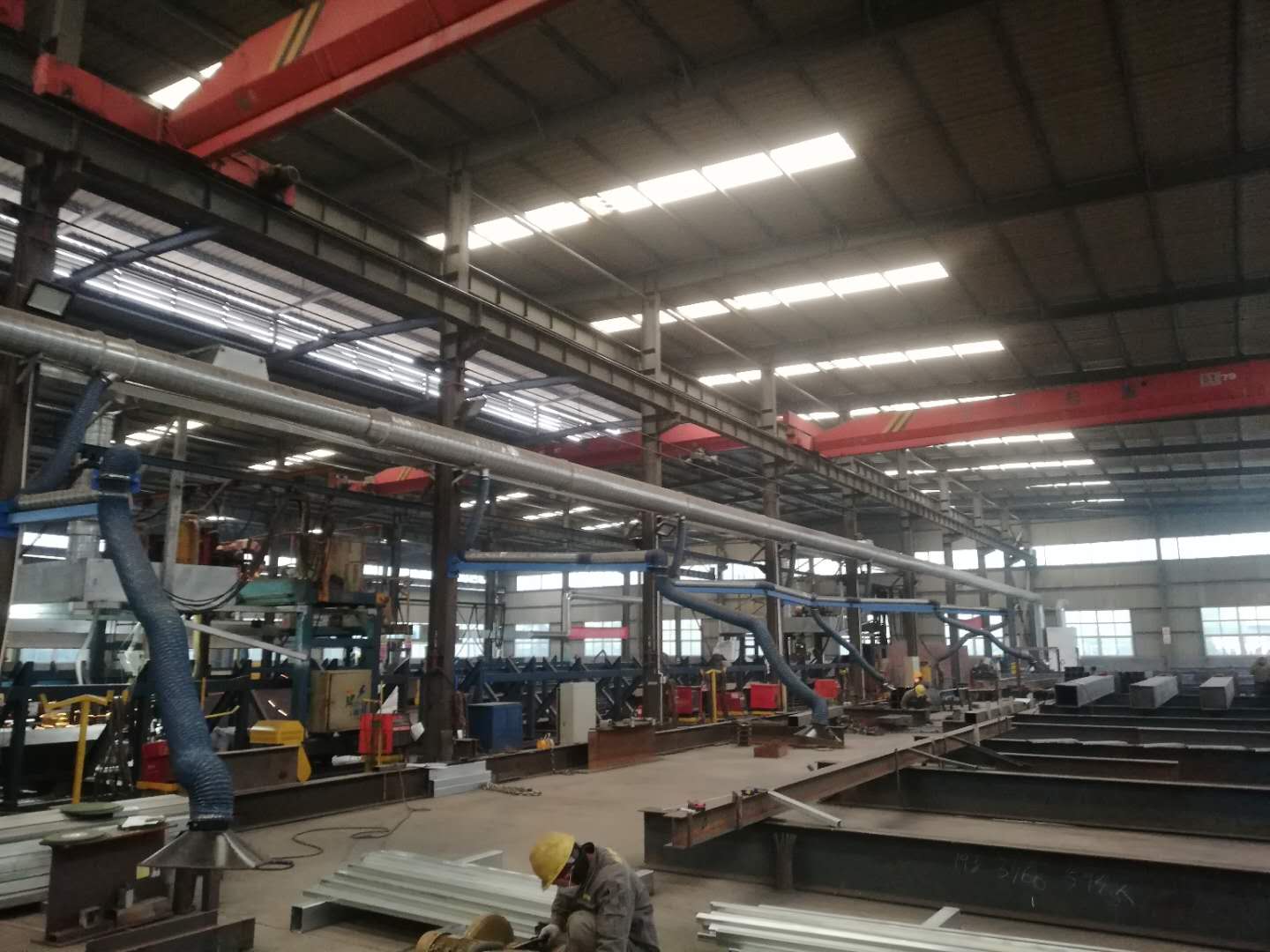 车间多工位焊烟除尘(图1)
